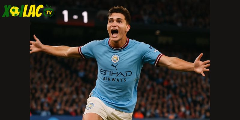 Julián Álvarez đánh đầu gỡ 2-2, bước ngoặt trận đấu Julián Álvarez đánh đầu gỡ 2-2, bước ngoặt trận đấu