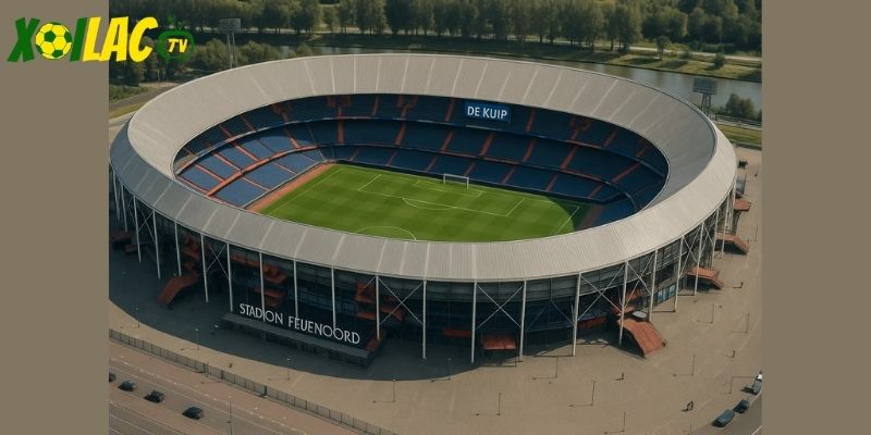 De Kuip là điểm tựa trong trận Hà Lan vs Ba Lan.