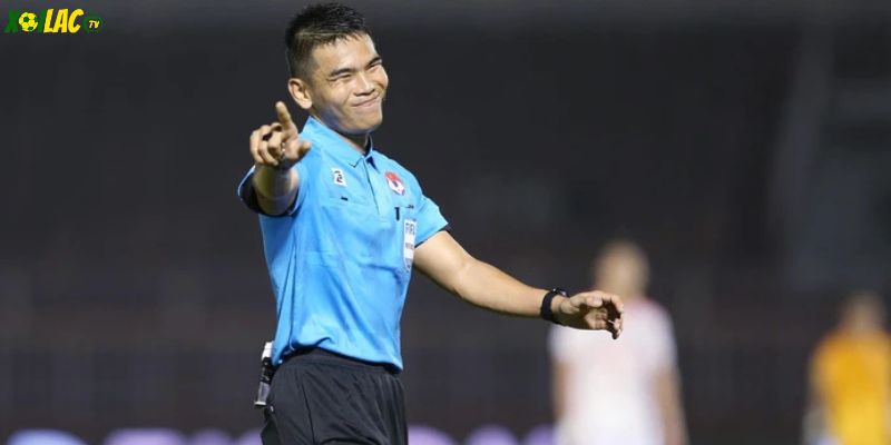 Các thuật ngữ trọng tài: Tác động đến chiến thuật và tâm lý trận đấu